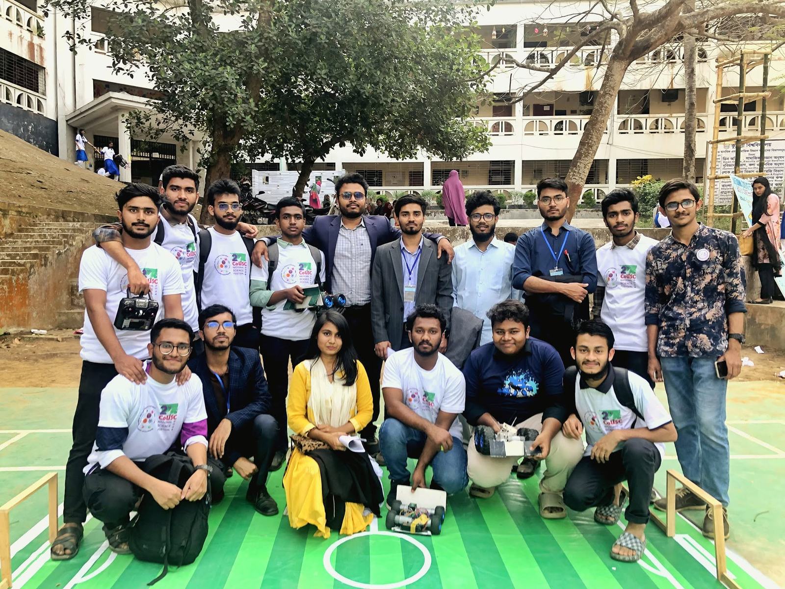 Team CRIS with festival participants on the arena court at the CoUSC 2nd National Science Festival &rsquo;24